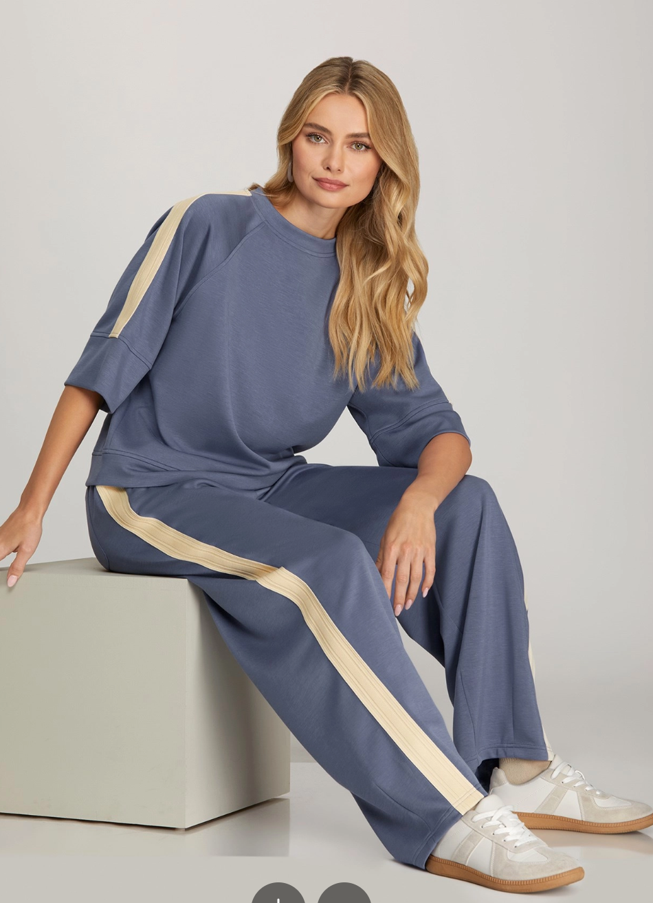 Scuba Knit Half Sleeve Top