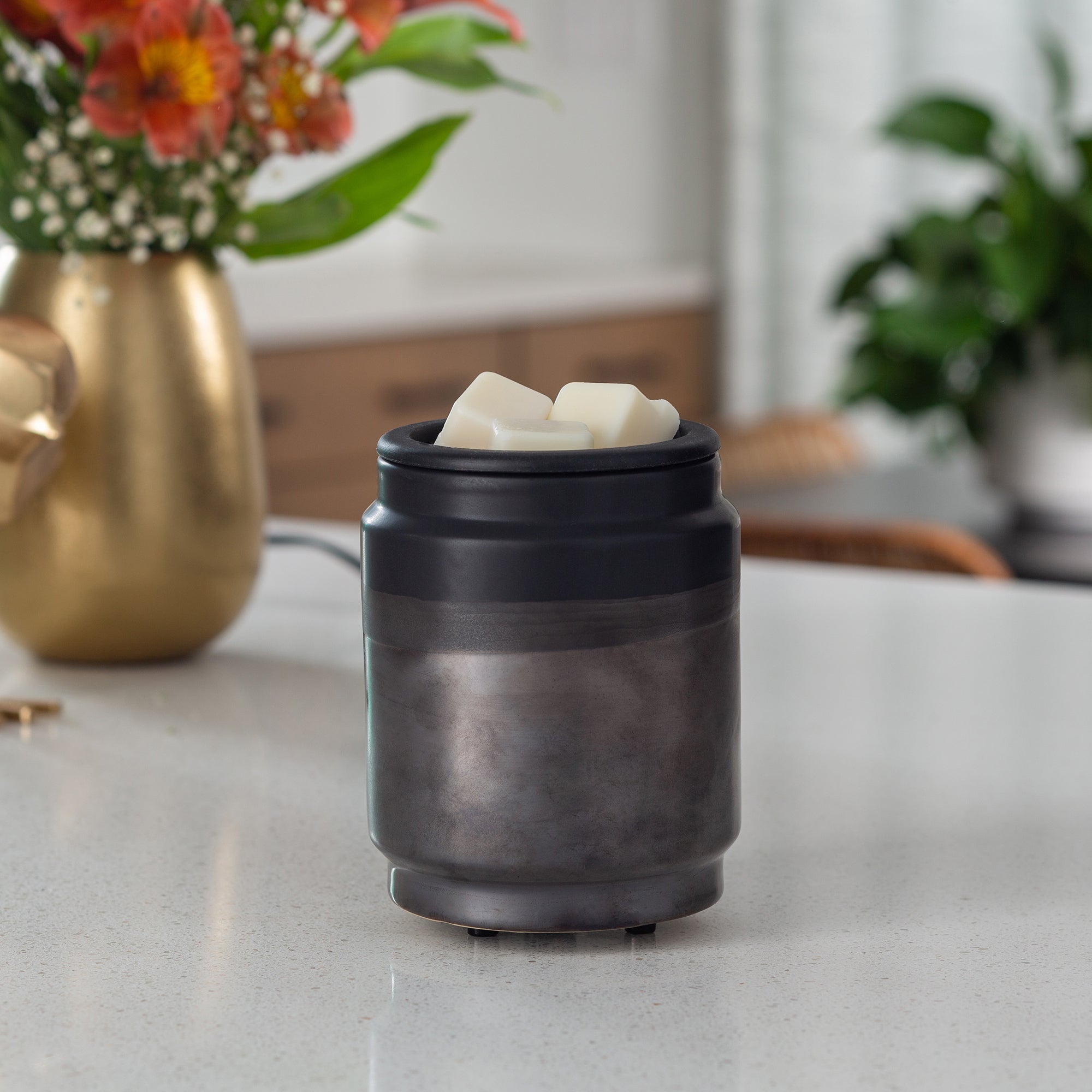 Black Dipped Flip Dish Wax Warmer